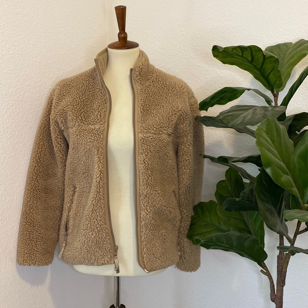 Aritzia TNA Jacket